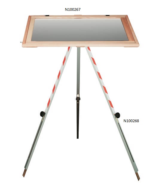 Dreibeinstativ für Feldtisch